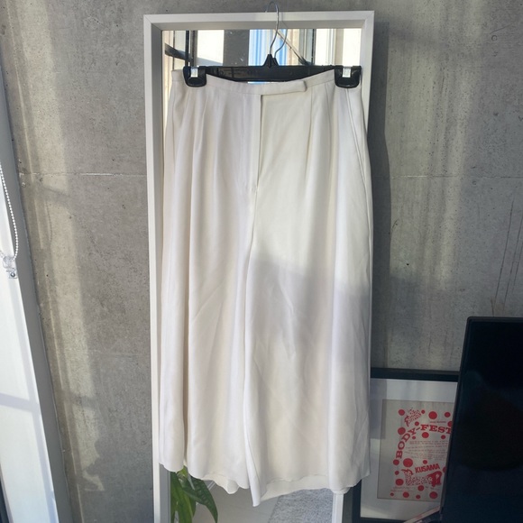 Aritzia Babaton White Lazarus Culottes (Size 2) - Picture 2 of 5